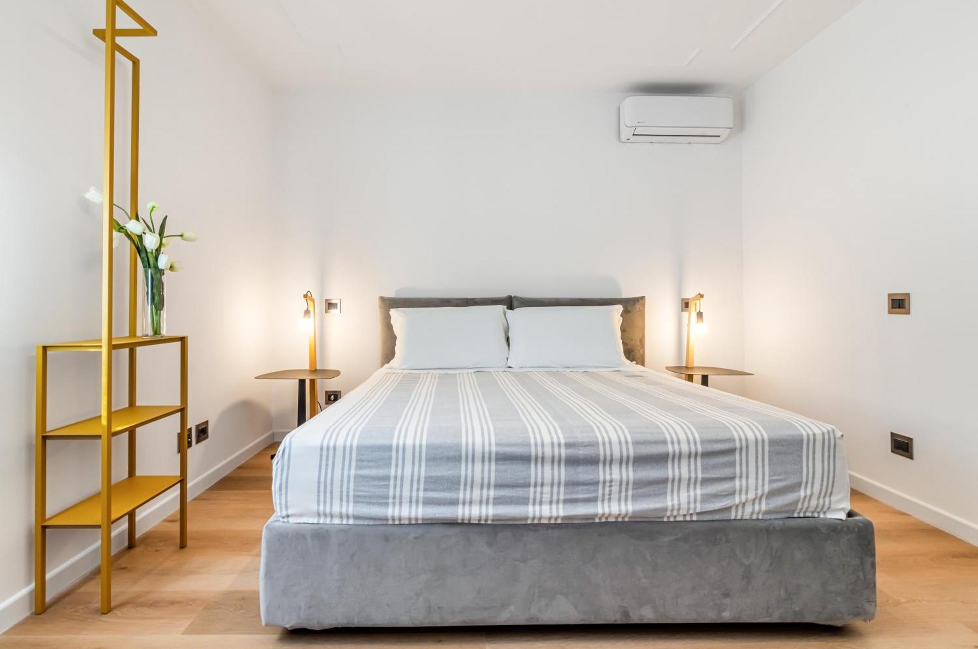 Piazza Indipendenza Loft & Rooms Palermo Exterior foto